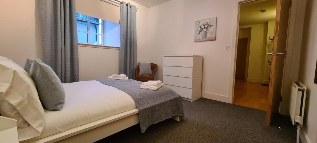 Pass The Keys Spacious 3Beds Flat Near City Centre - Free Parking Edimburgo Exterior foto