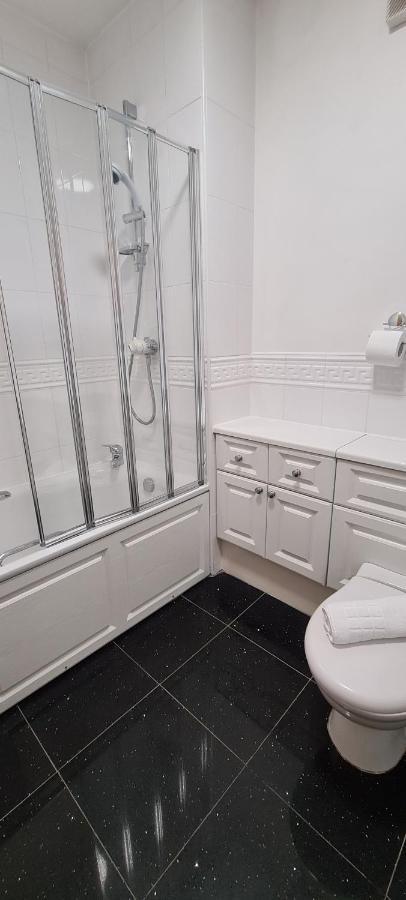 Pass The Keys Spacious 3Beds Flat Near City Centre - Free Parking Edimburgo Exterior foto
